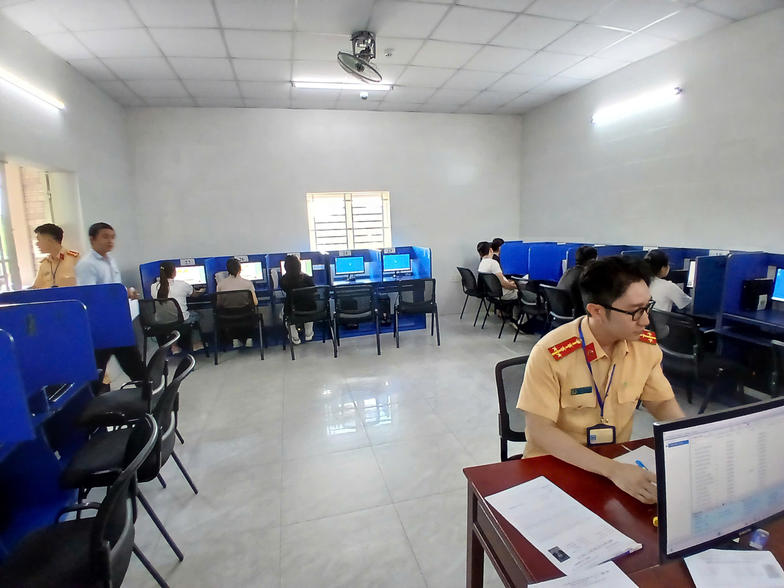 Trung tâm dạy lái xe ô tô Thủ Dầu Một uy tín Trung tâm dạy lái xe ô tô Thủ Dầu Một uy tín