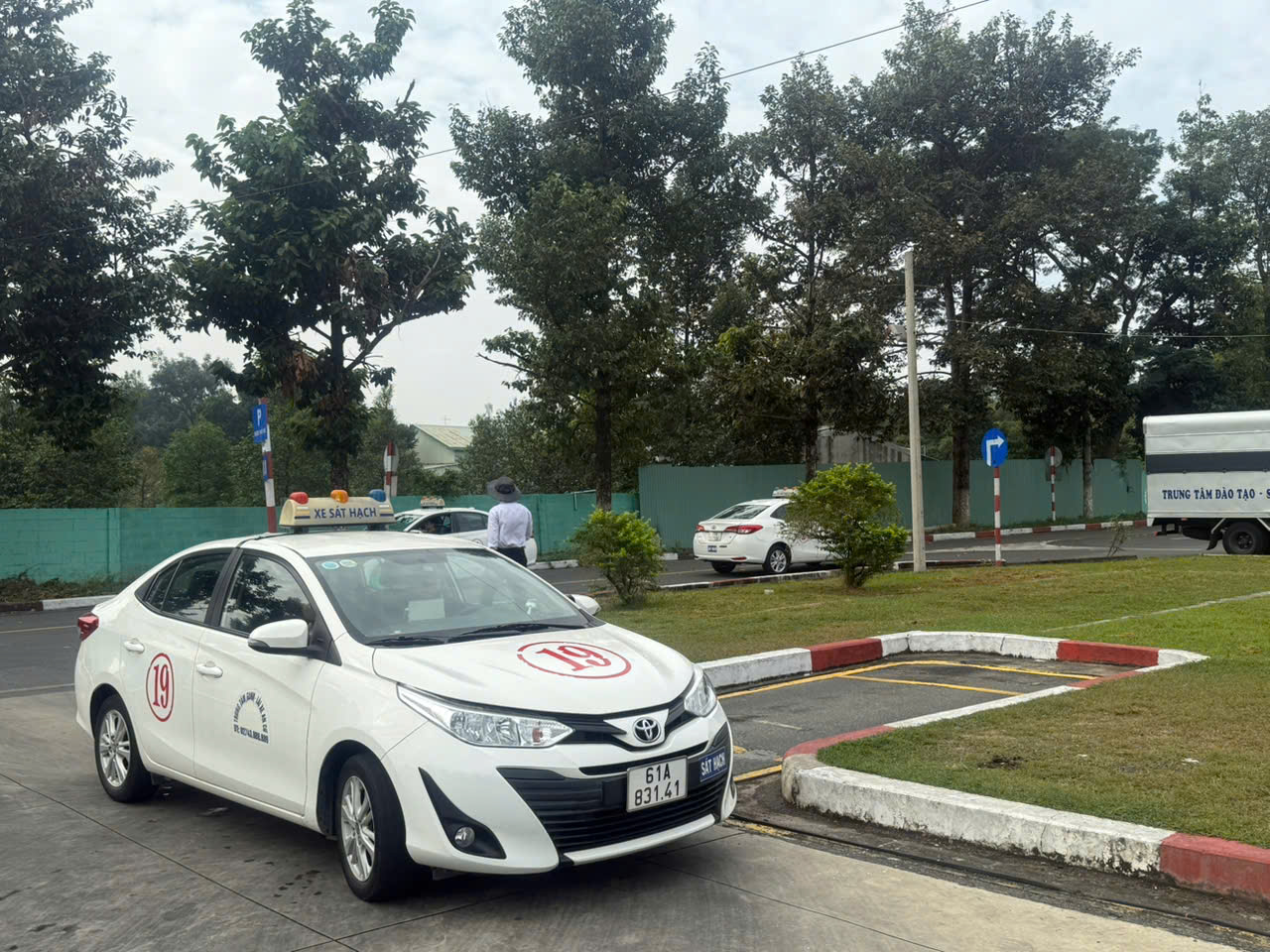 Học phí 2026 B1 tự động B2 sàn C1 An Cư Thủ Dầu Một Học phí 2026 B1 tự động B2 sàn C1 An Cư Thủ Dầu Một